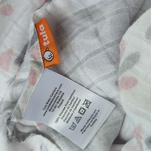Tula cradle me baby blanket koala bear pink Grey